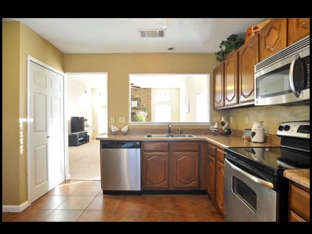 Building Photo - 1620 Fannin Cir
