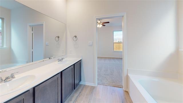 Building Photo - 3941 Oak Crk Cir