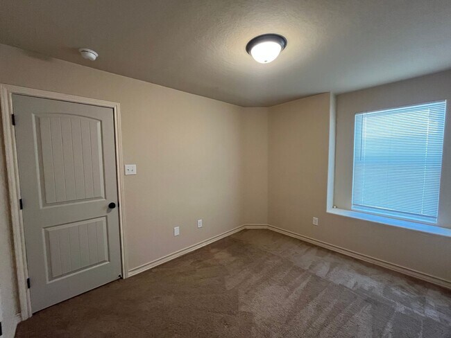 Building Photo - 6534 Marcel Wy