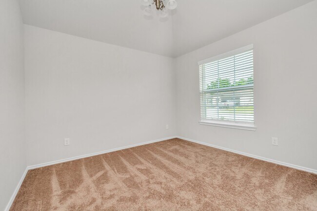 Building Photo - 3350 Avary River Ln