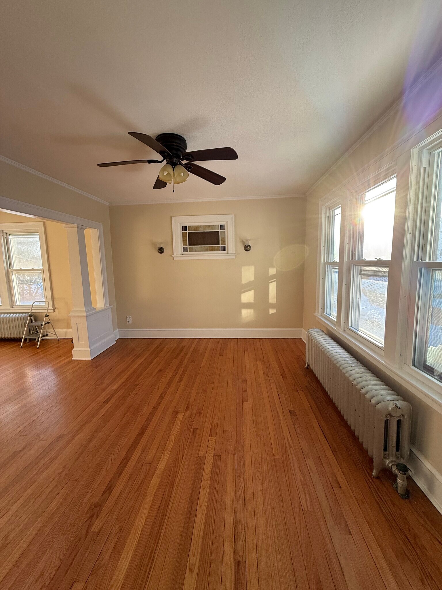 Building Photo - 18 Roger St