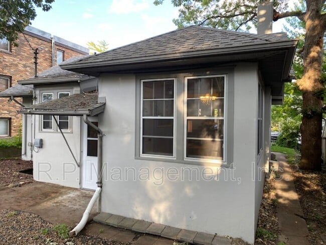 Building Photo - 3416 Girard Ave S