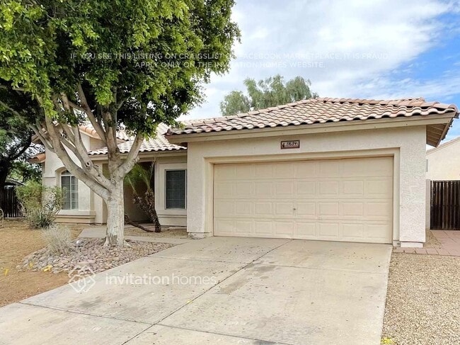 Building Photo - 11634 W Clover Way
