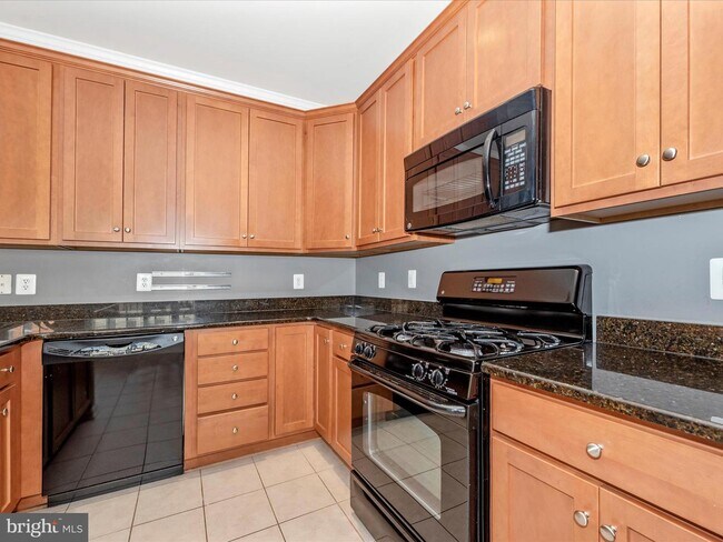 Building Photo - 1868 Monocacy View Cir