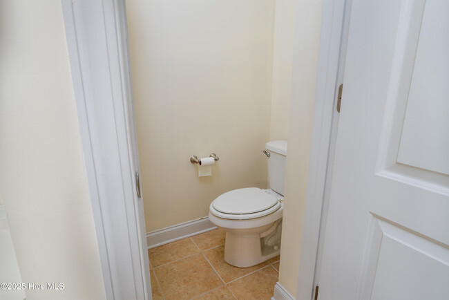 Building Photo - 103 Creek End Ct