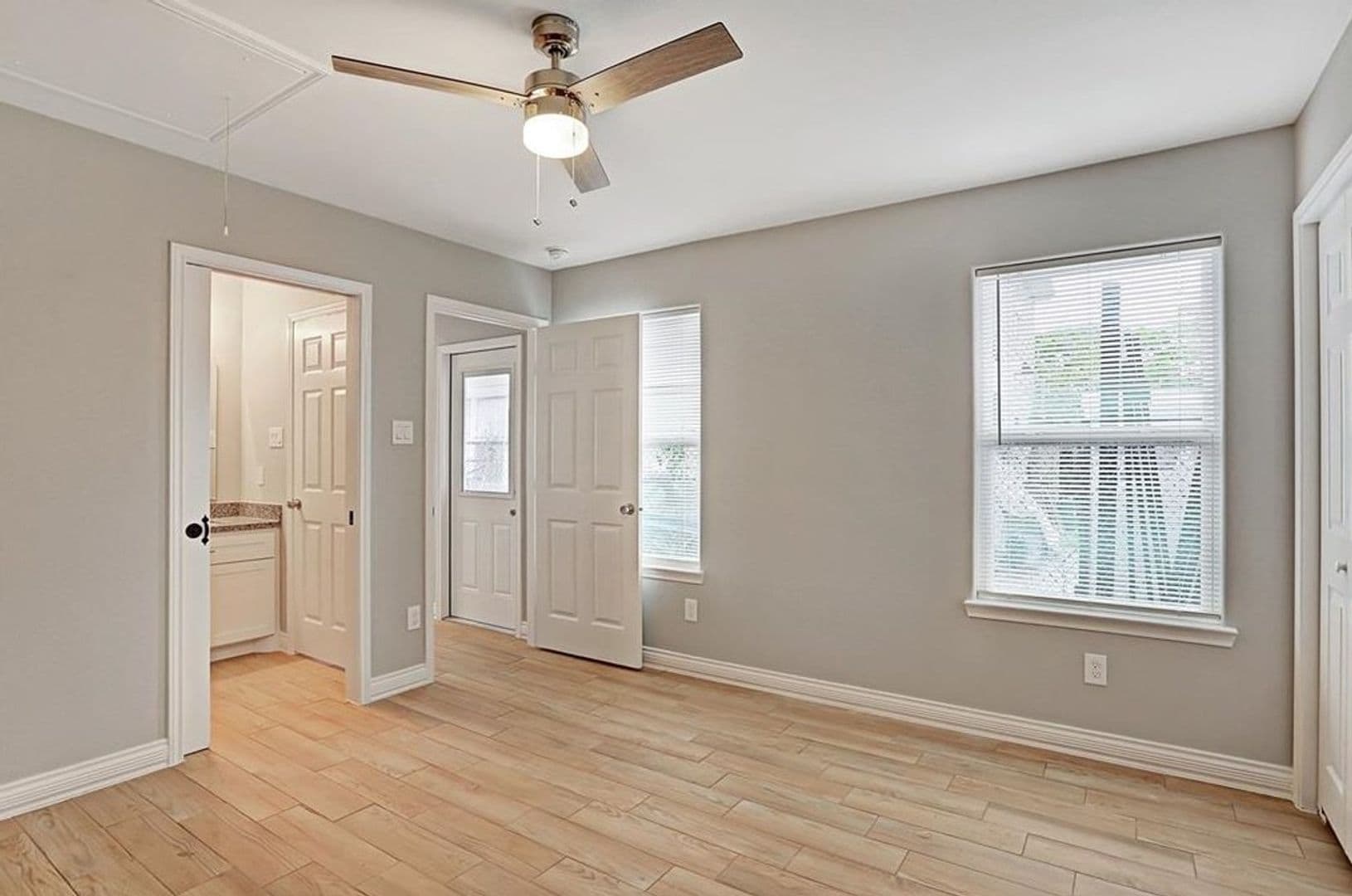 Building Photo - 5217 Sherman St