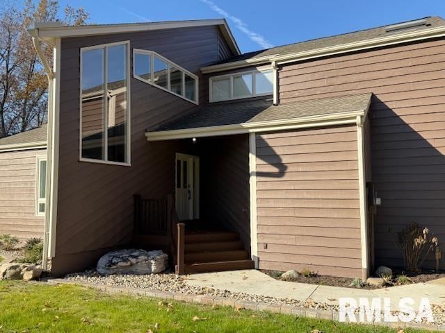 Building Photo - 16429 N Hawthorne Ln