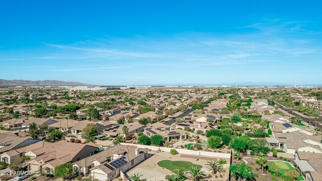 Building Photo - 14806 Luna Cir