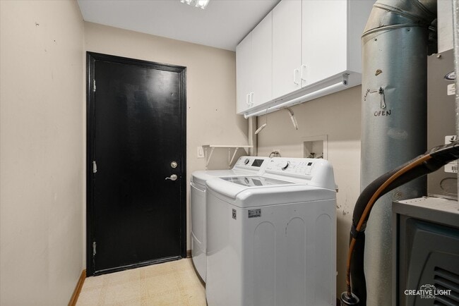 Building Photo - 230 St James Pkwy