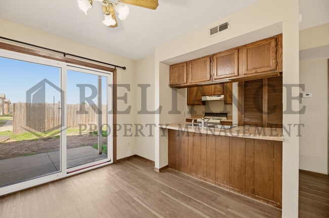 Building Photo - 7302 W Douglas Ave