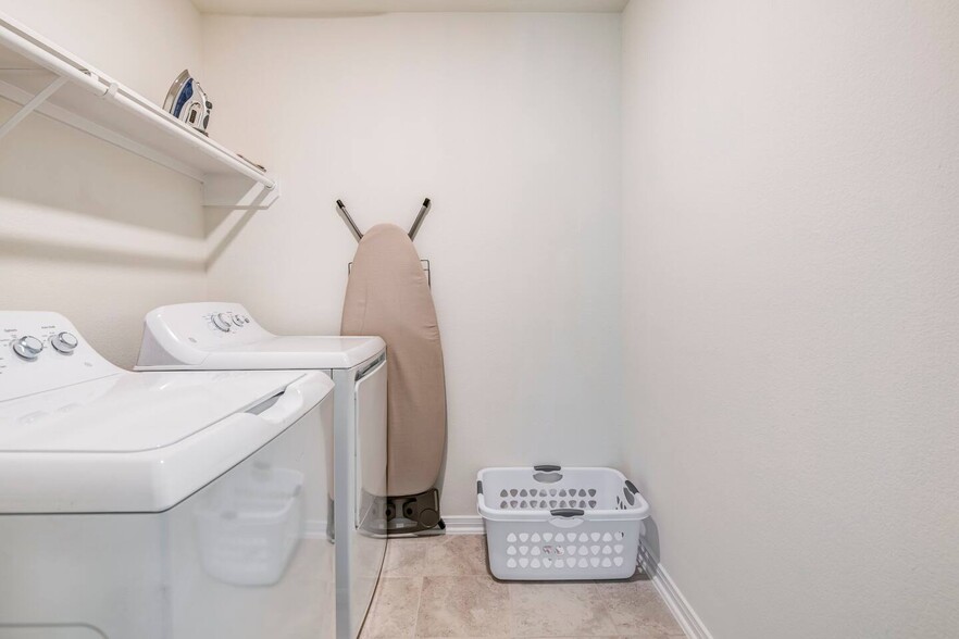 Washer & Dryer - 23314 Stahl Creeks Ln