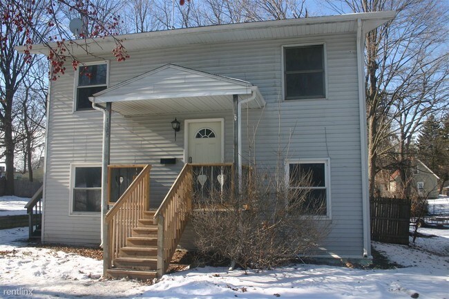 Primary Photo - 4 br, 1.5 bath House - 1321 Christopher St