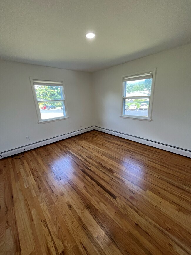 Bedroom 2 - 3 Laur-Lin-Dee Ln