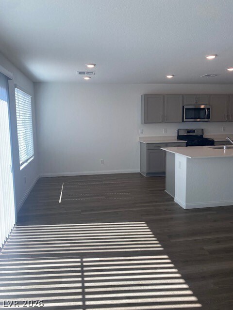 Building Photo - 10370 Ricordi St