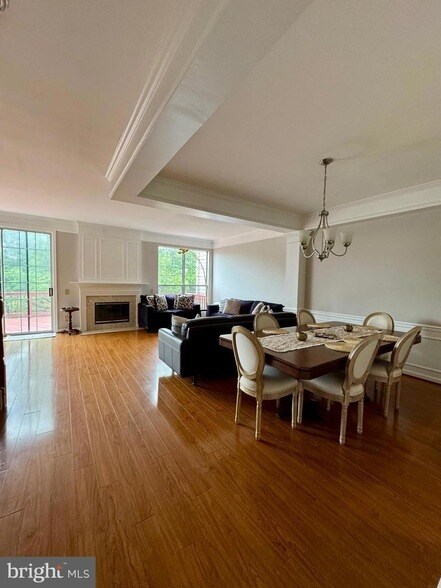 Building Photo - 11815 Limoux Pl