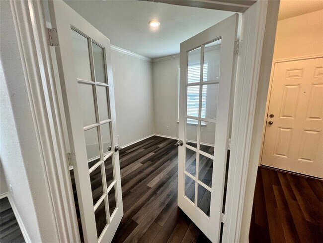 Building Photo - 353 Grace Lilly Dr