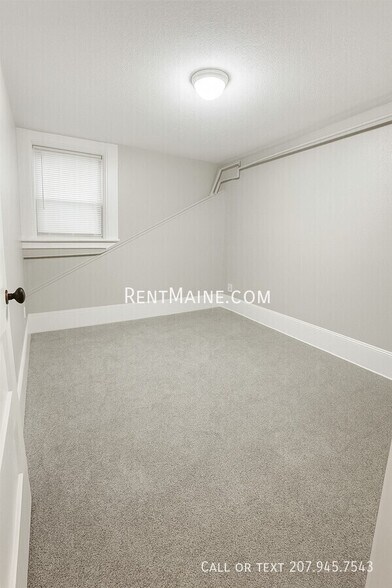 Building Photo - 409 Fourth St