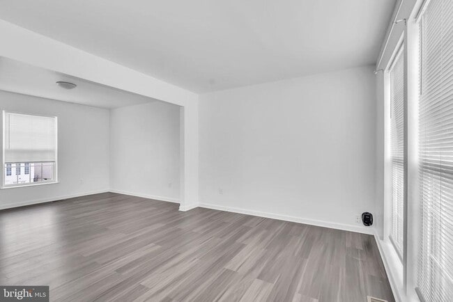 Building Photo - 5413 Silver Maple Ln