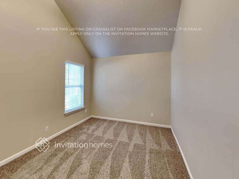 Building Photo - 401 Legend Creek Point