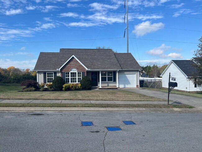 Primary Photo - 3241 Hardwood Dr