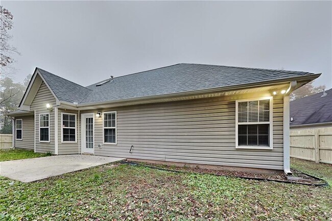 Building Photo - 1304 Stephens Pond View