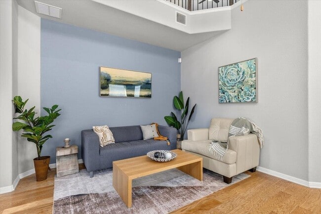 Building Photo - 9603 Tanager Way