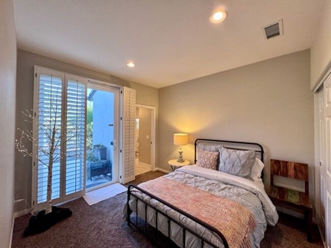 Building Photo - For Lease – Fully Renovated & Furnished Ne...