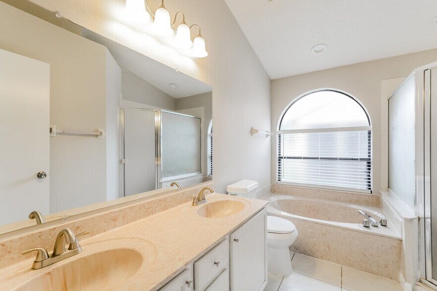 Building Photo - 2630 Cahill Way