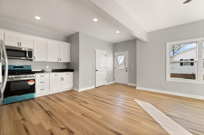 Building Photo - 804 Crozer Ave