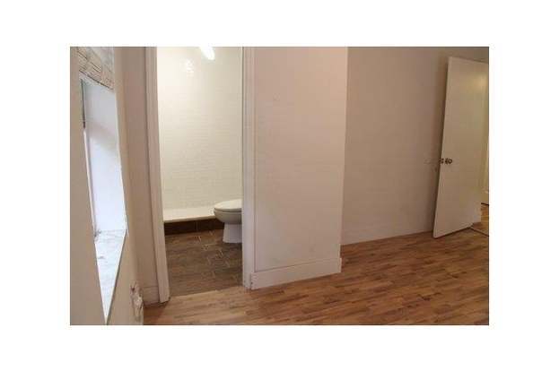 Building Photo - 1406 Arpeika St
