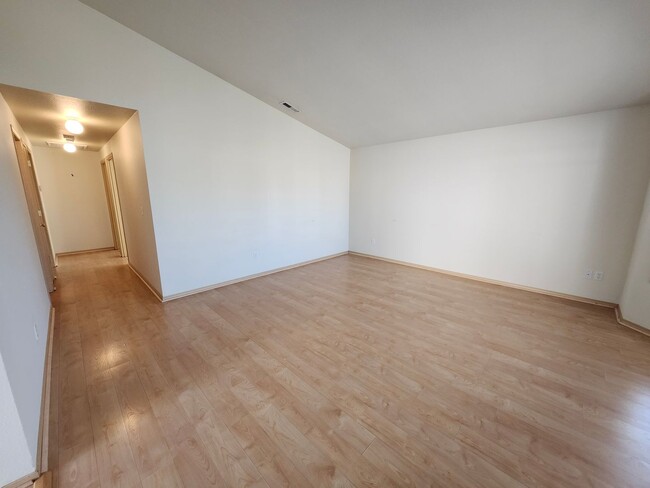 Building Photo - 9704 Welsh Dr