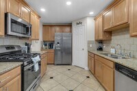 Building Photo - 746 Cape Cottage Ln