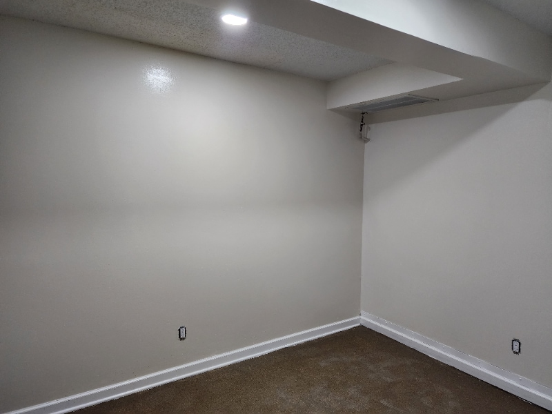 Building Photo - 2205 Forest Acres Dr