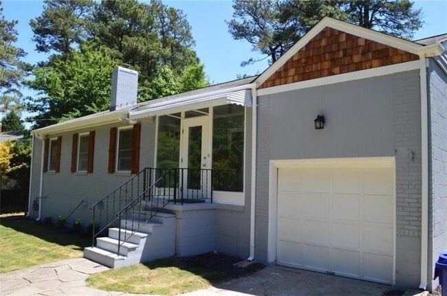 Primary Photo - 2381 Eastway Rd