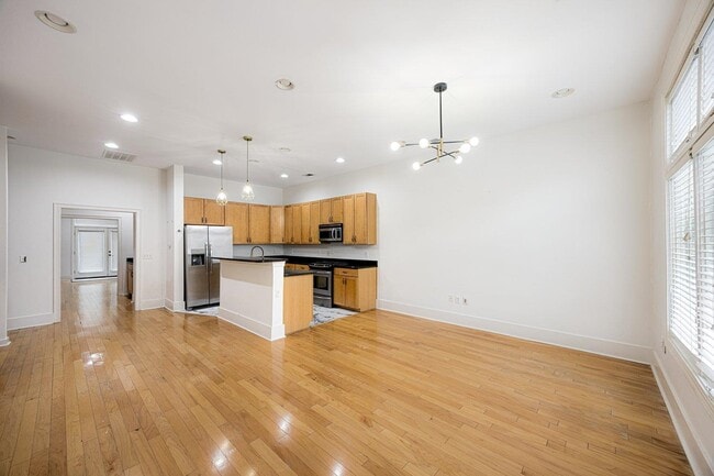 Building Photo - 614 Tennessee St