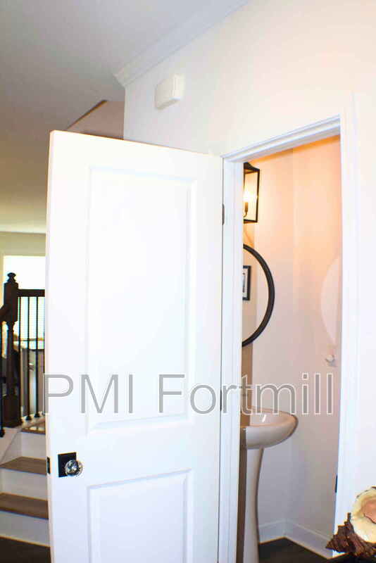 Building Photo - 1093 Chicory Trce