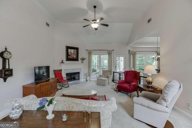 Building Photo - 6440 Deep Woods Ct