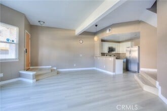 Building Photo - 52 Brownfield Ln