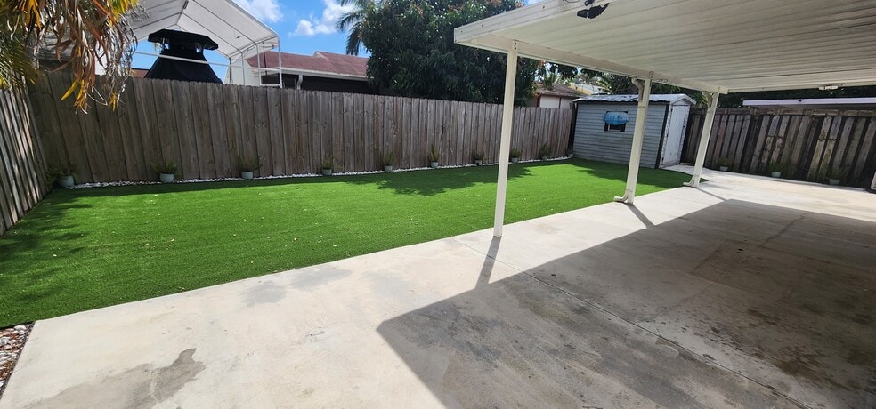 Building Photo - 19259 SW 118th Pl