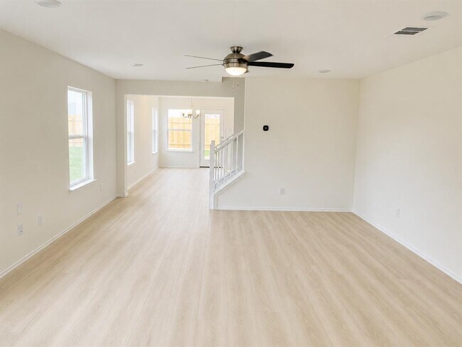 Building Photo - 13501 Martha Washington Pl