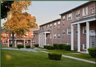 Building Photo - Hanover Manor Apartments