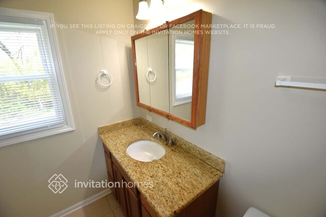 Building Photo - 5301 W Orchard Dr