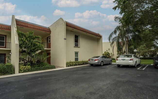 Building Photo - 1814 Presidential Way