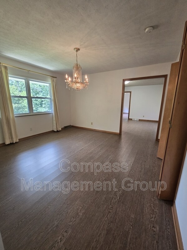 Building Photo - 3109 Dekalb Dr SW