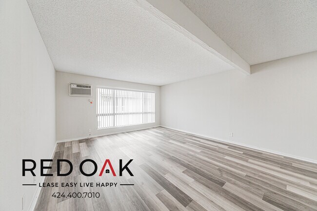 Building Photo - 21315 Roscoe Blvd