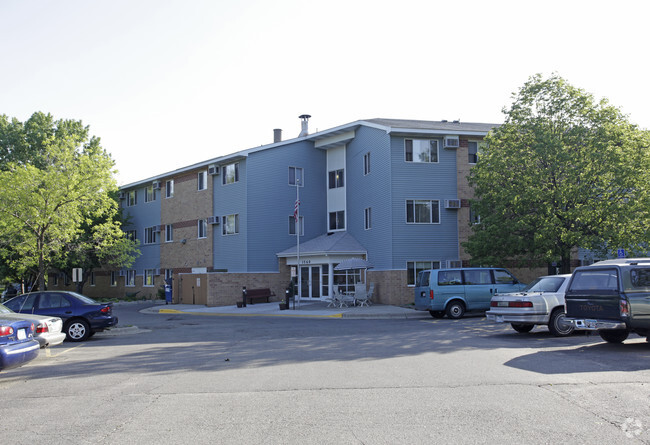 Building Photo - Mount Carmel Manor