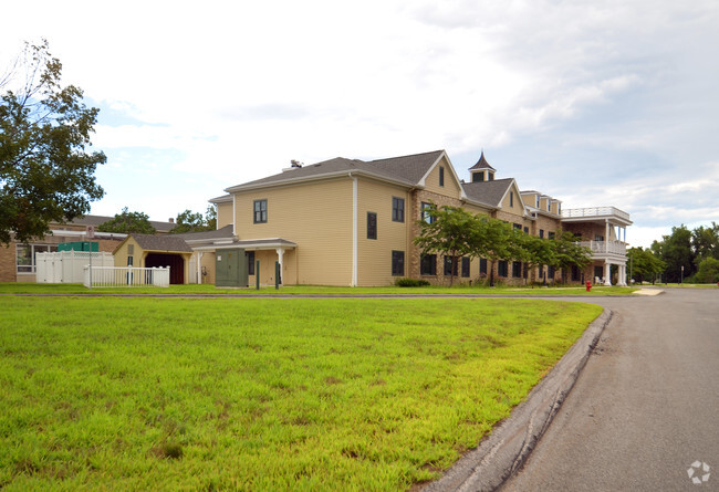 Building Photo - Mont Marie & St. Joseph Senior Residences