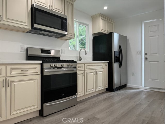 Building Photo - 7319 White Oak Ave