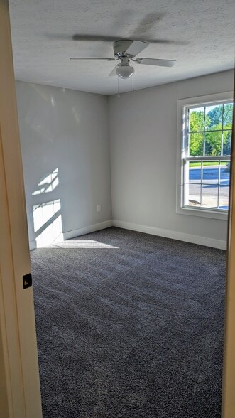 Building Photo - 9303 Stonestreet Rd