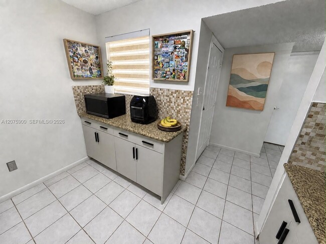 Building Photo - 1195 NW 125th Ct